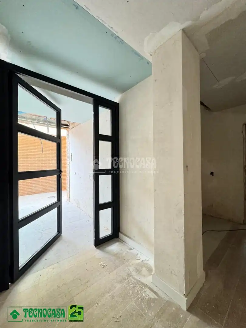 Duplexes for sale in Toledo  with Air Conditioner