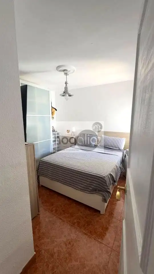 Schlafzimmer von Wohnung zur Miete in Sevilla mit Klimaanlage und Möbliert