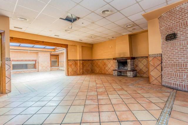 Edificio en Venta en Navalafuente