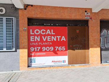Local comercial en venda a Villafontana - Estoril I