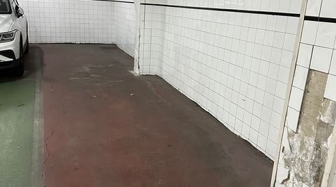 Foto 2 de Garaje en venta en Alhóndiga, Bilbao