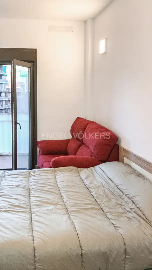 Habitación de Piso en venta en Barcelona con Aire acondicionado, Calefacción y Terraza