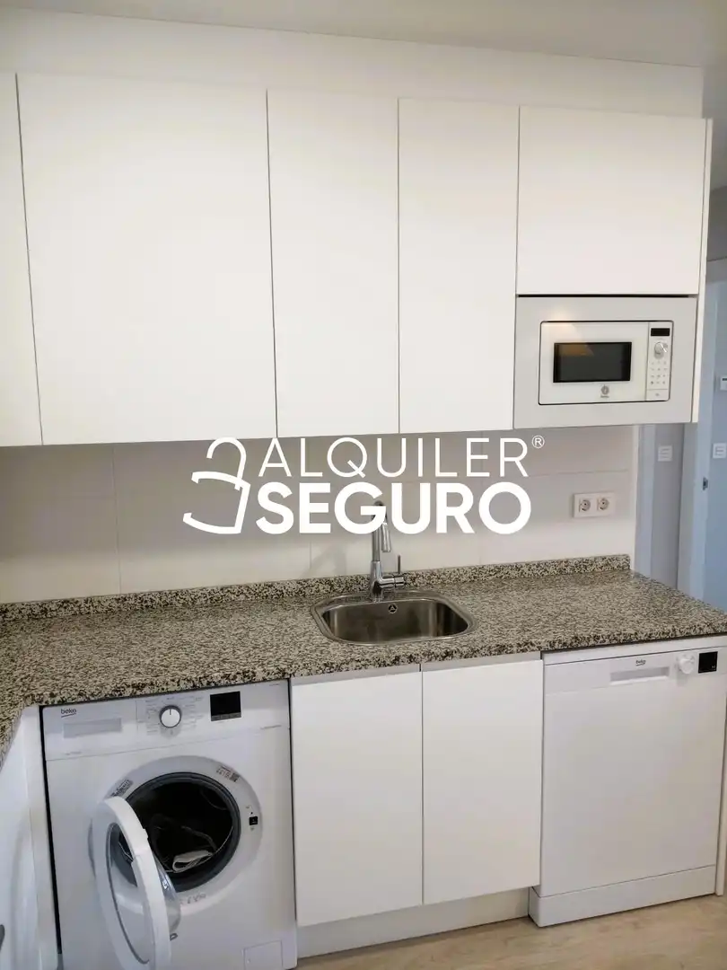 Kitchen of Attic for rent in Arroyo de la Encomienda  with Heating, Terrace and Storage room
