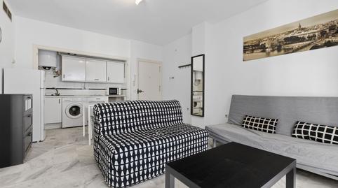 Foto 5 de Apartament en venda a Doctor Barraquer - G. Renfe - Policlínico,  Sevilla Capital