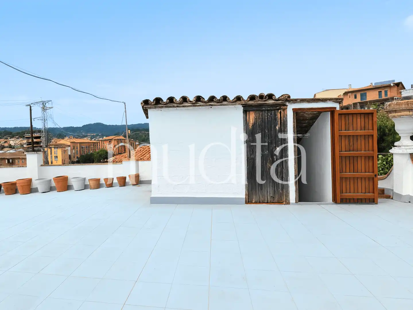 Vista exterior de Casa adosada en venda en Sant Quirze de Besora amb Calefacció, Terrassa i Traster
