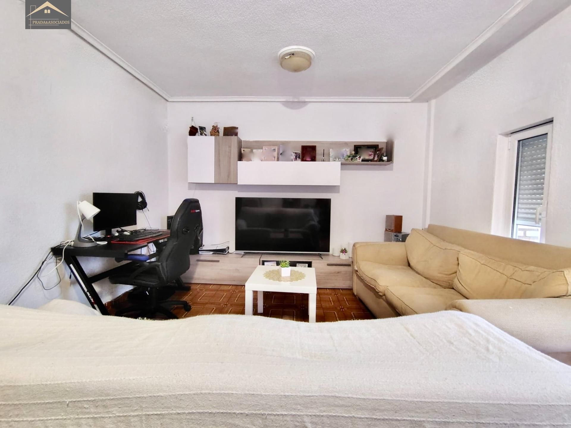 Living room of Flat for sale in Torrelavega   with Heating and Balcony