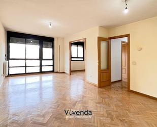 Exterior view of Flat for sale in Alcorcón  with Heating, Private garden and Storage room