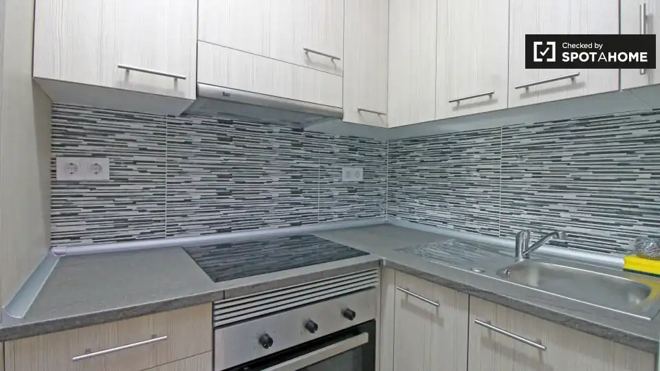 Flat with terrace to rent in Sants - Montjuïc, imagen 10