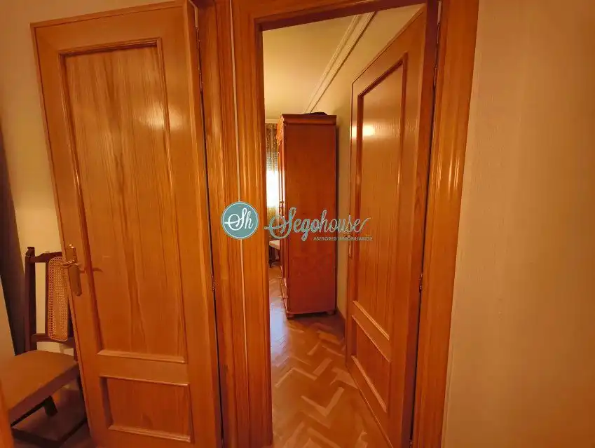 Pis en venda en Segovia amb Calefacció, Parquet i Moblat