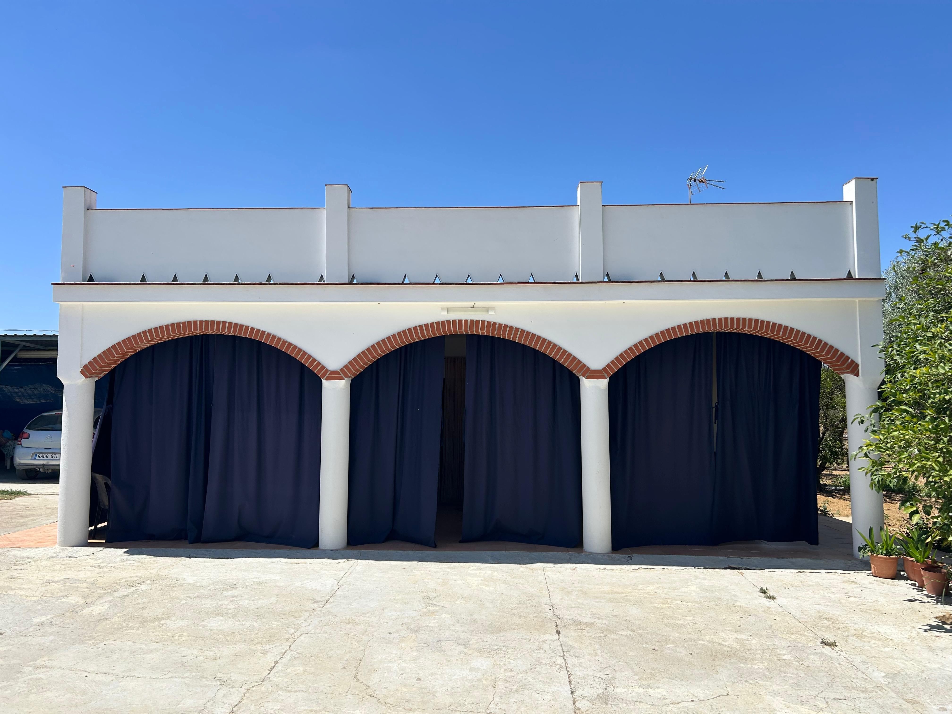 Vista exterior de Casa o chalet en venta en Utrera con Jardín privado y Piscina