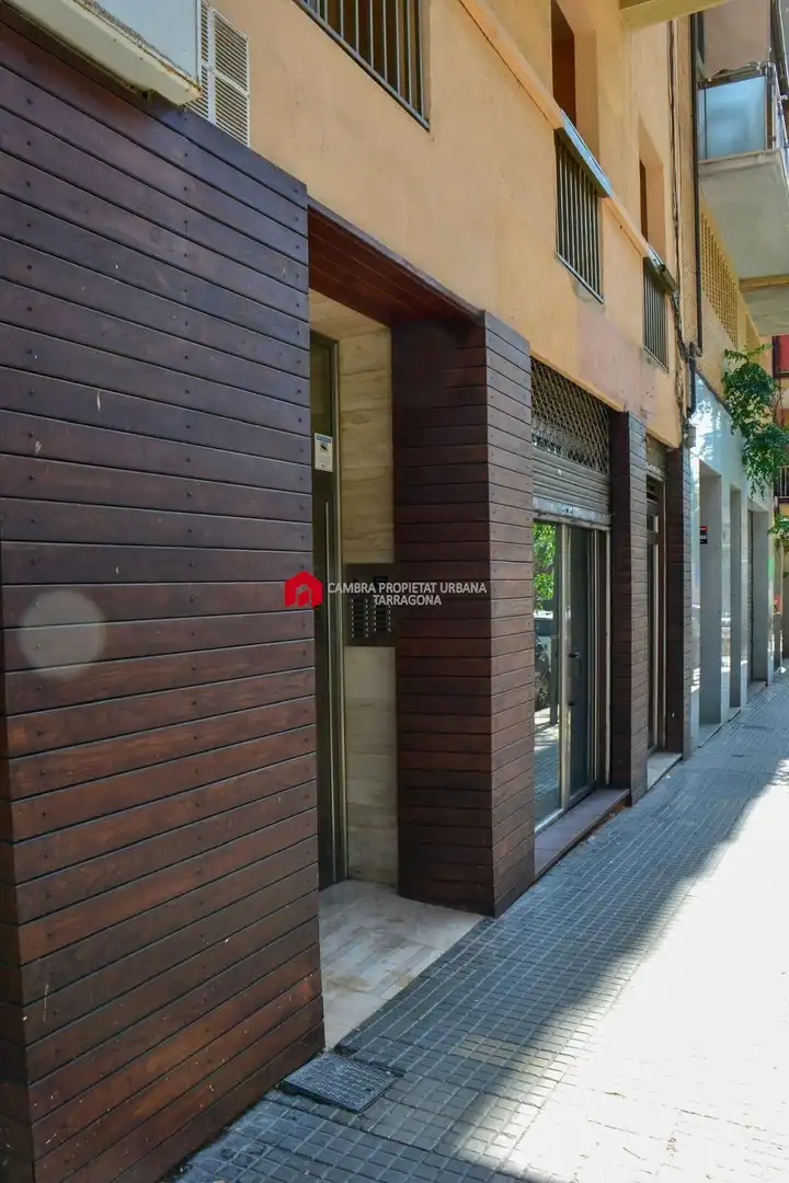 Local comercial en venta en Carrer dels Caputxins 25, imagen 3