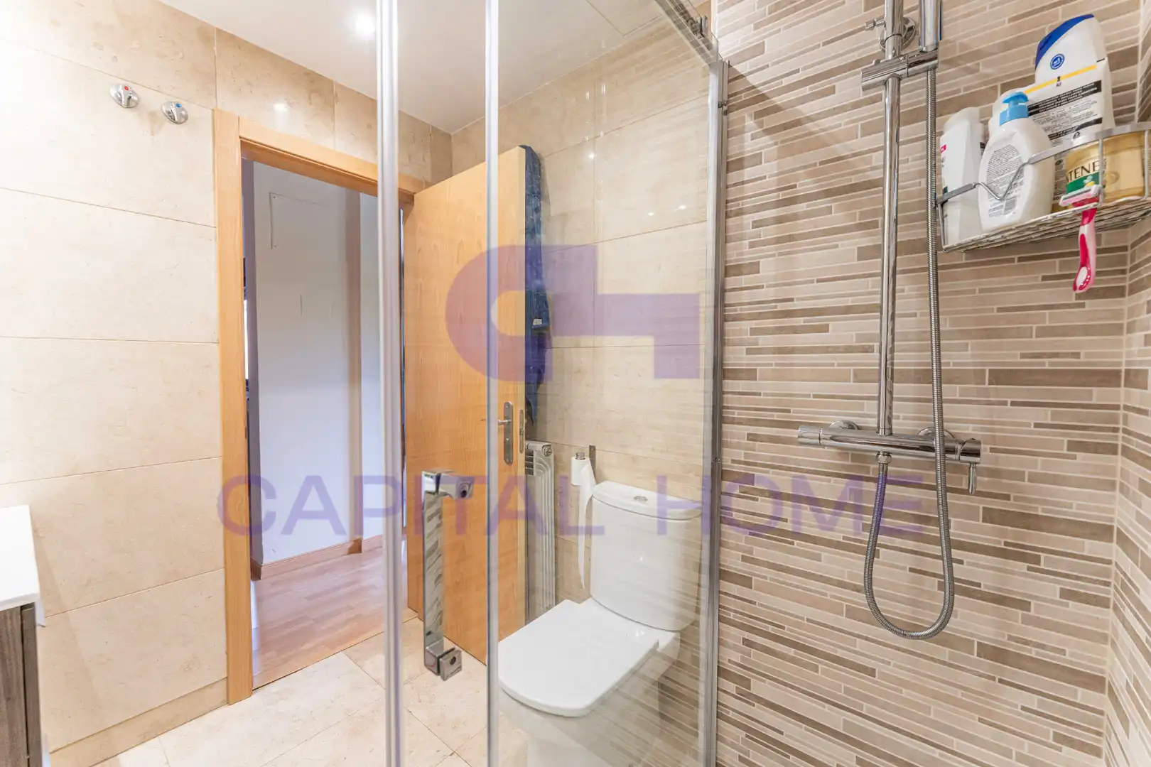 Baño de Casa adosada en venta en Navalcarnero con Aire acondicionado, Calefacción y Jardín privado