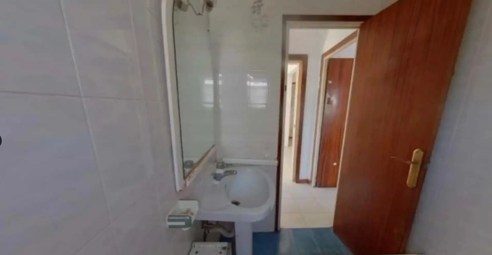 Baño de Apartamento en venta en Badalona con Balcón