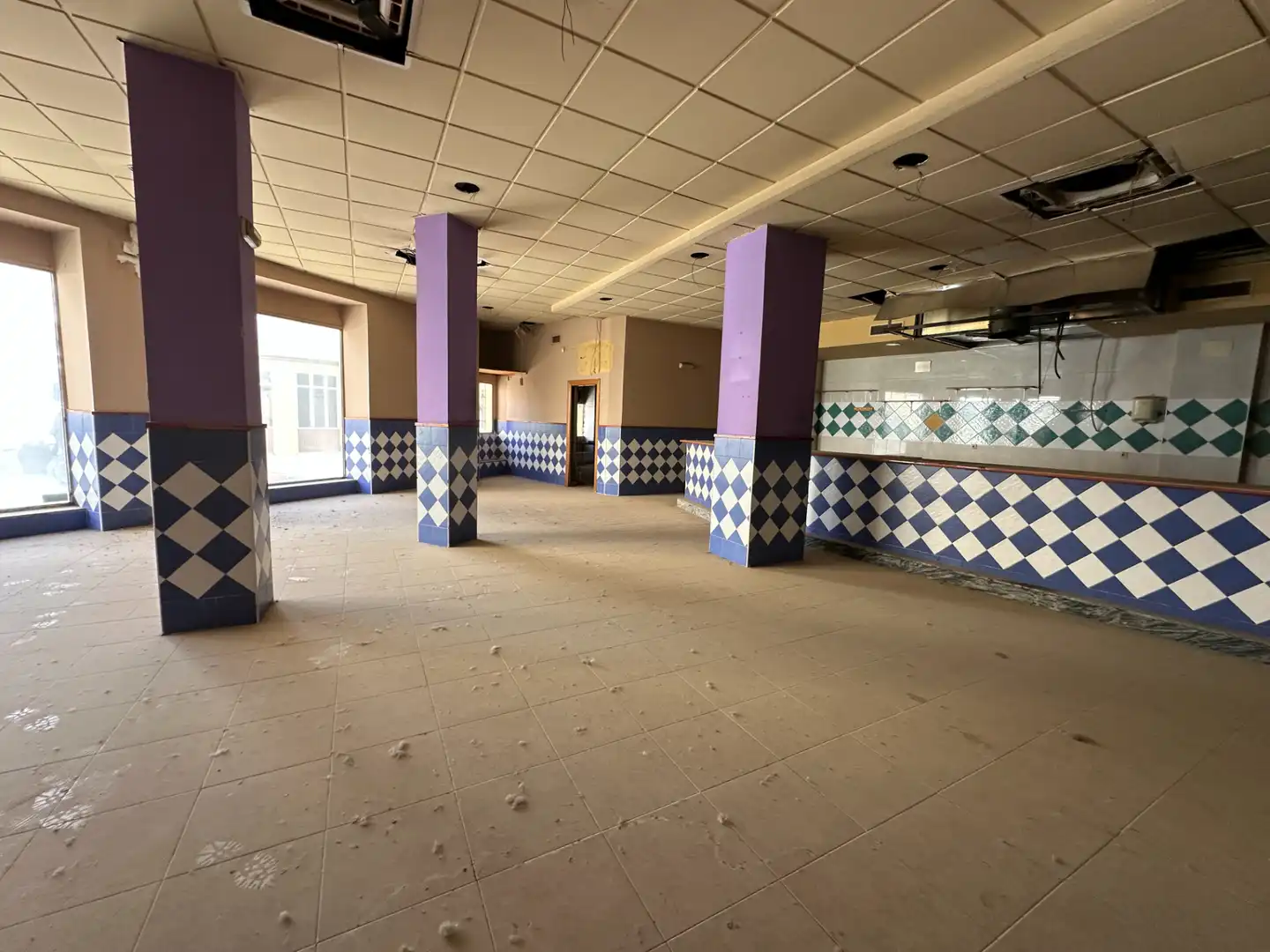 Local comercial en venda a Avenida Libertad, imagen 3