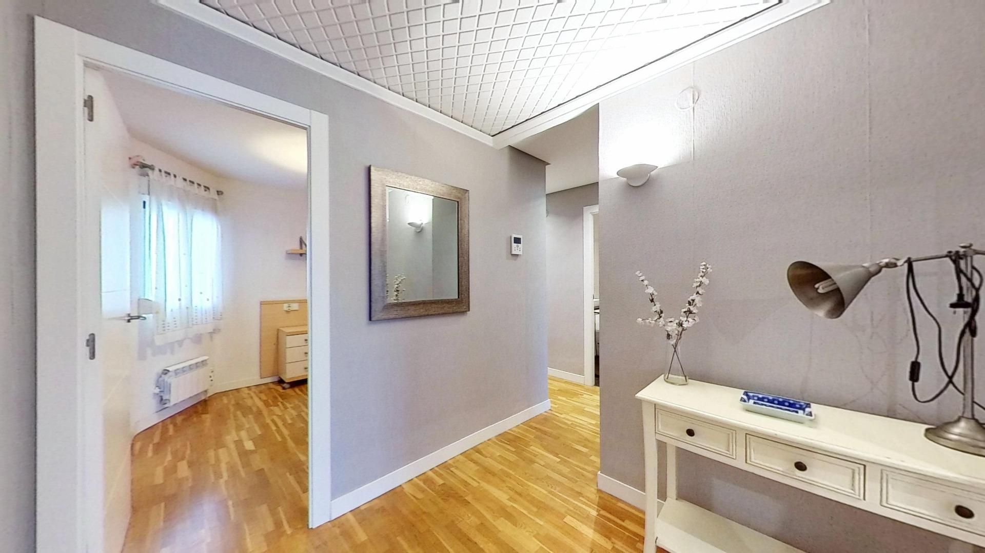 Flat to rent in  Valencia Capital  with Air Conditioner, Heating and Parquet flooring