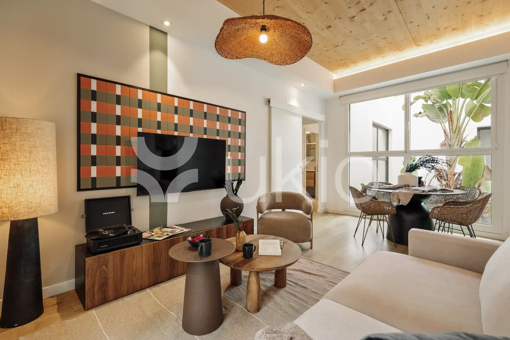 Apartament amb ascensor de lloguer a Carrer de Cornet i Mas, imagen 2