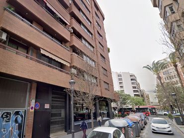 Appartamento con balcone in vendita a GERMANIES, 21 21