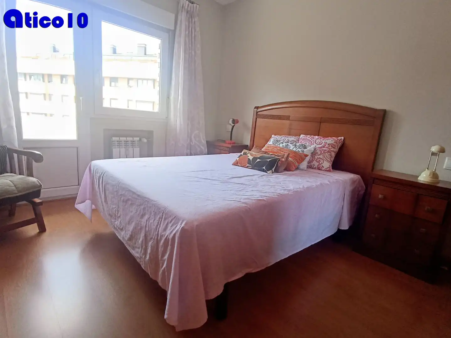Schlafzimmer von Wohnung zur Miete in Oviedo  mit Heizung, Terrasse und Möbliert