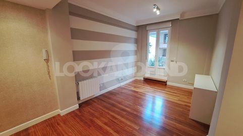 Foto 2 de Piso en venta en Calle Juan de Garay, Zabala, Bilbao