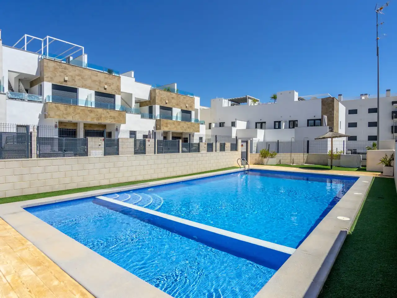 Adosado con terraza en venta en Orihuela Costa
