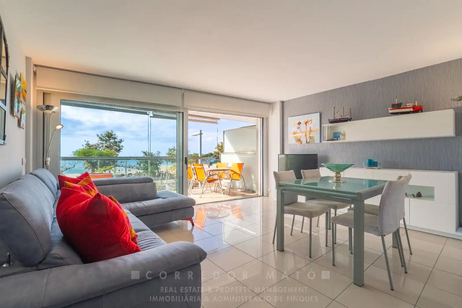 Apartment with lift for sale in Passeig del Mar, imagen 5