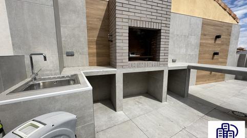 Foto 3 de Casa adosada en venda a Calle Cañuelo, 22, Almonacid de Toledo, Toledo