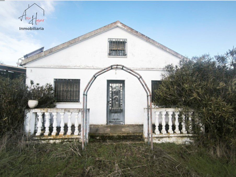 Vista exterior de Casa o xalet en venda en Calvarrasa de Arriba amb Calefacció i Traster