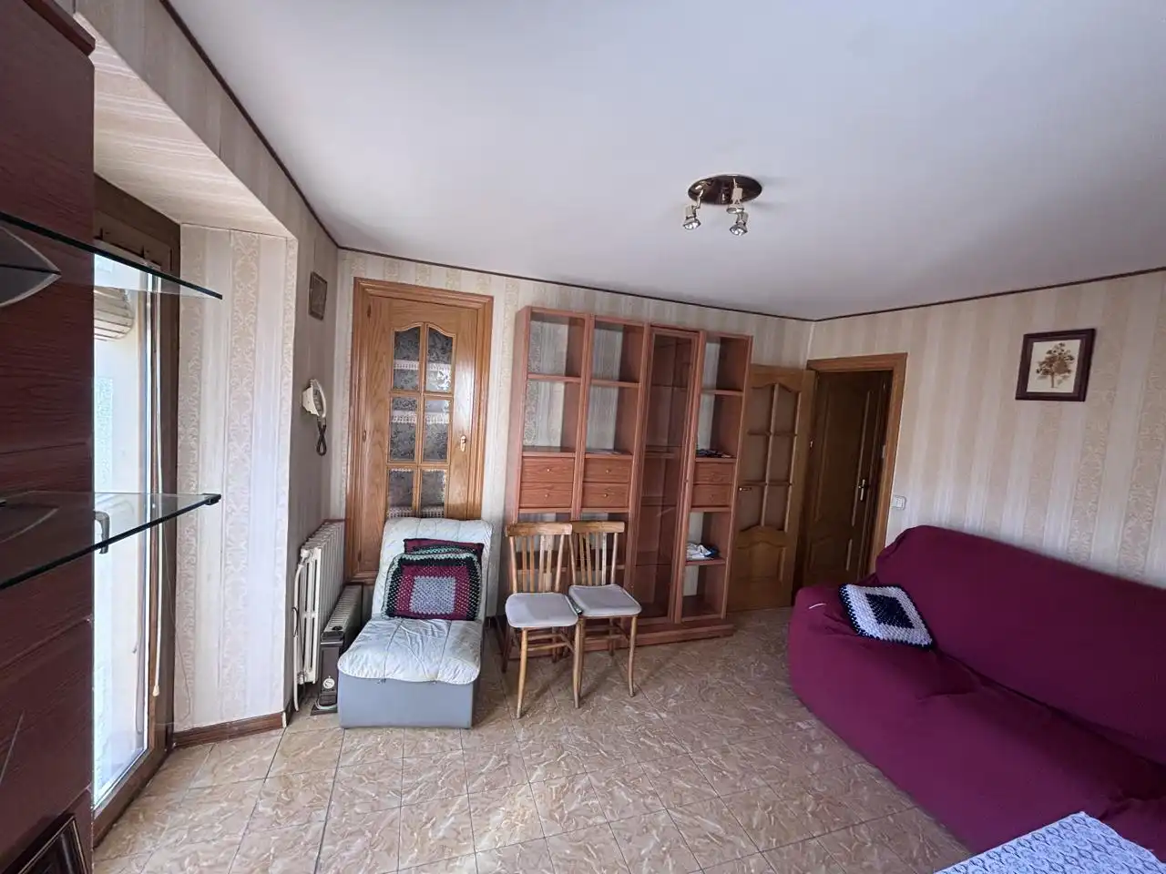 Sala d'estar de Casa o xalet en venda en Ribera d'Urgellet amb Calefacció, Moblat i Alarma