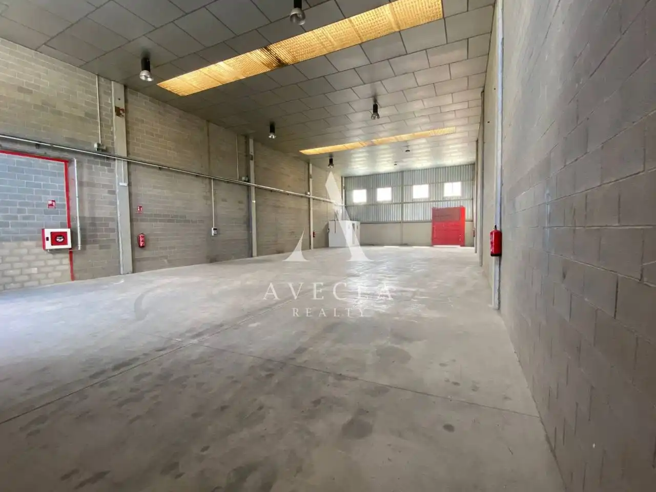 Nave industrial de alquiler en Bigues i Riells del Fai con Calefacción