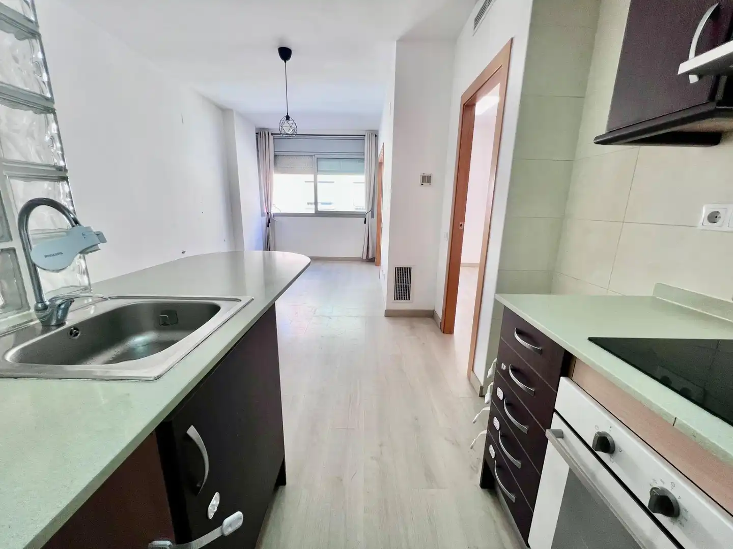 Kitchen of Attic for rent in Sabadell  with Air Conditioner, Heating and Parquet flooring