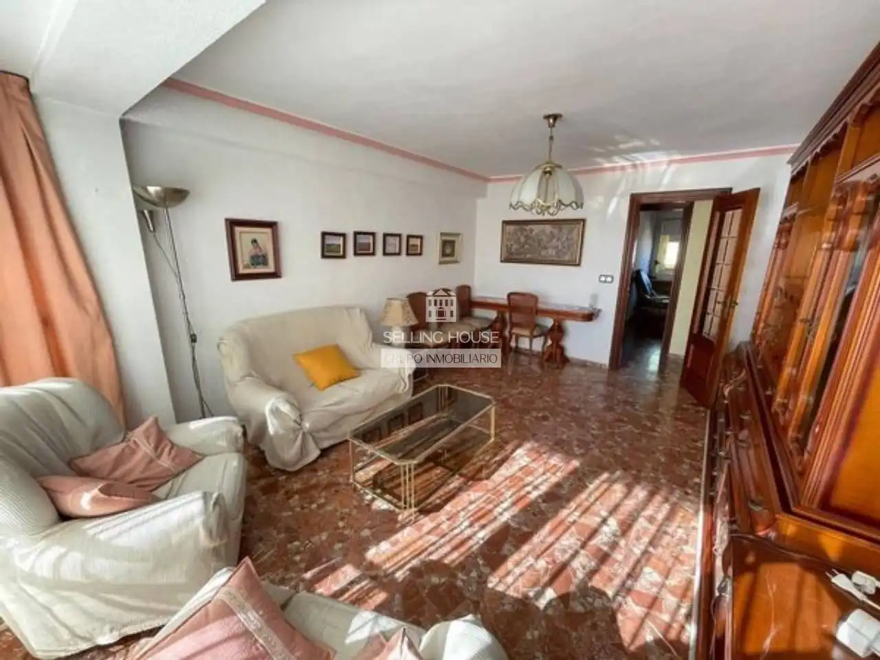 Sala d'estar de Pis de lloguer en Valencia amb Aire condicionat, Calefacció i Moblat