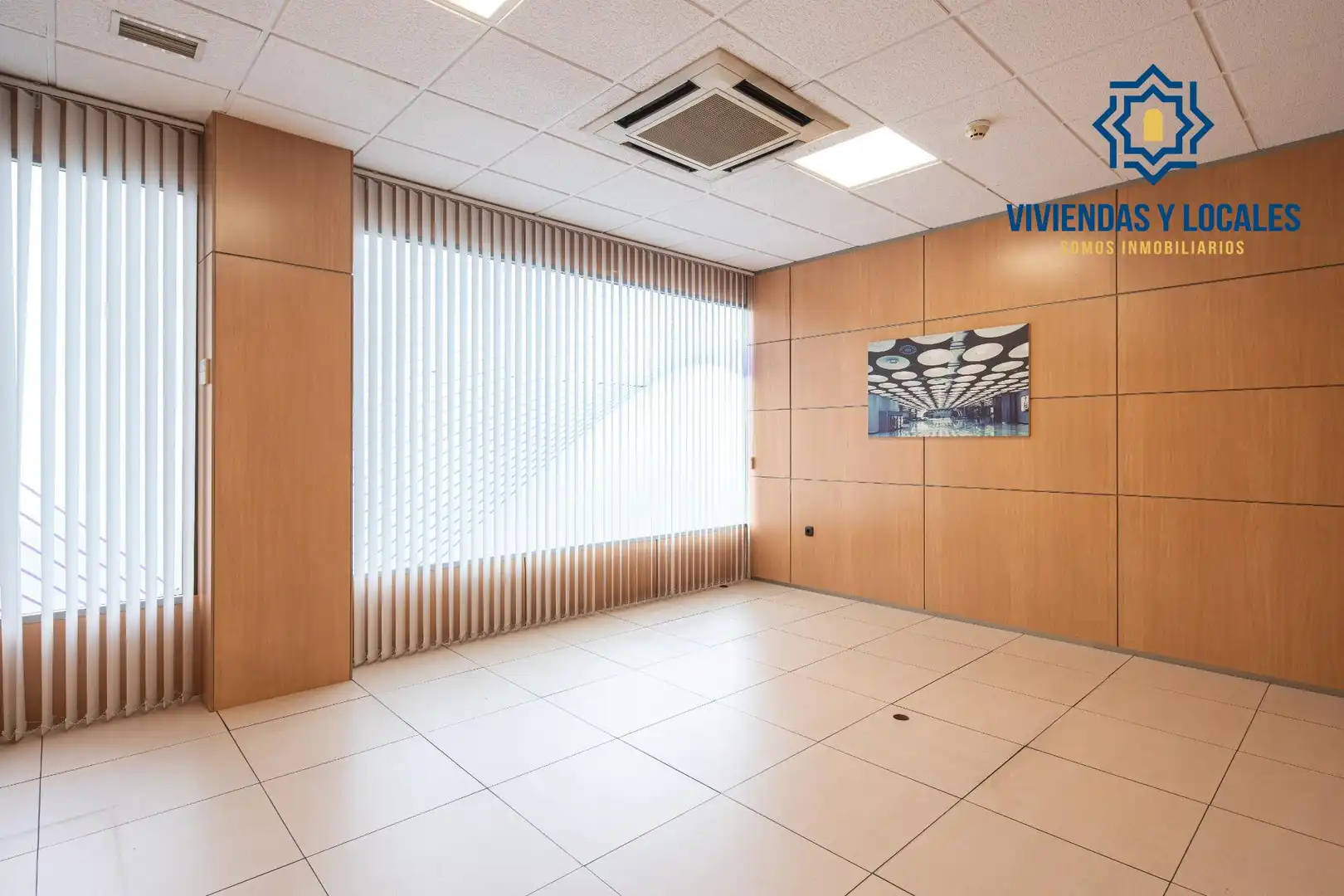 Office for rent in Armilla