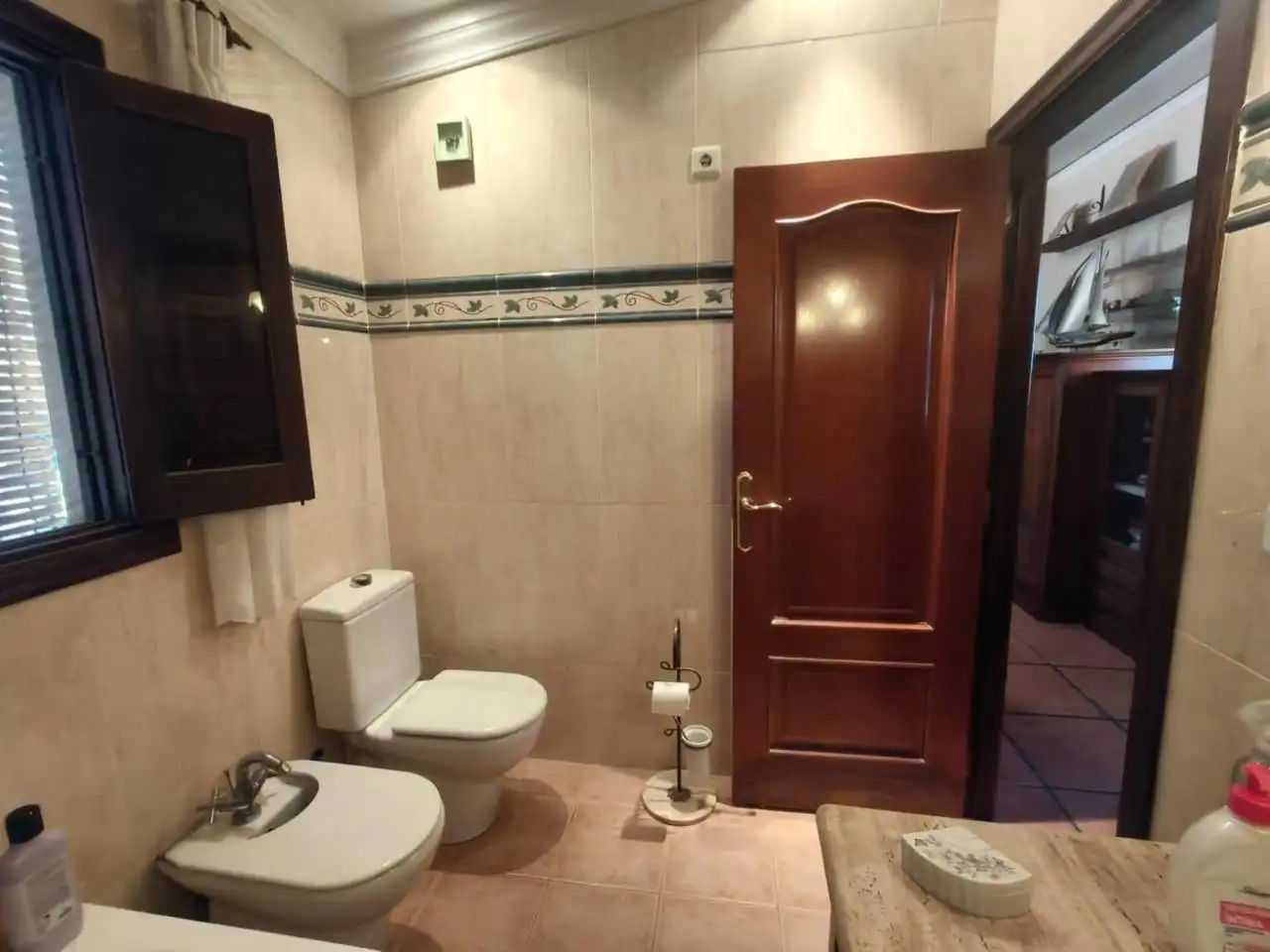 Bany de Casa o xalet en venda en Alicante / Alacant amb Jardí privat