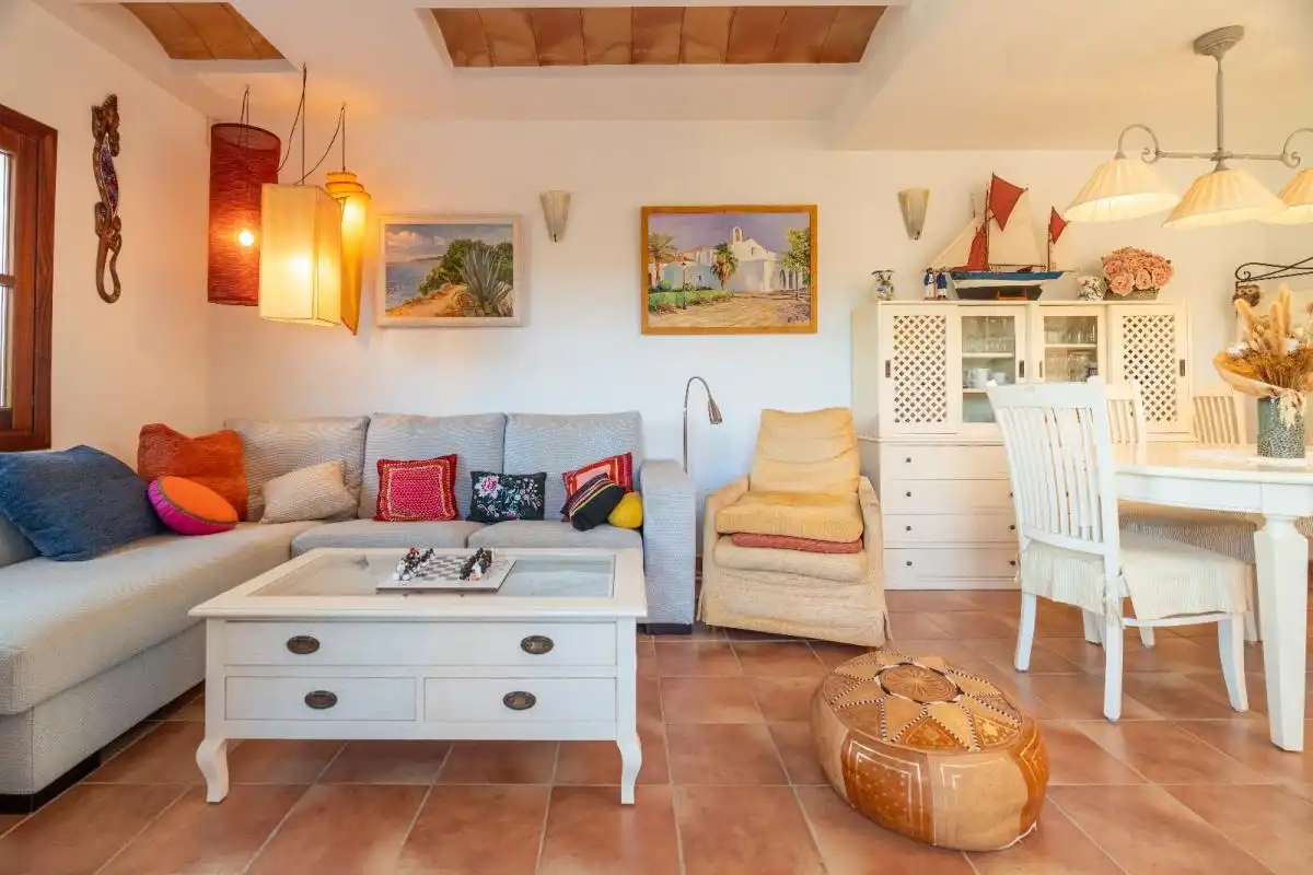 Sala de estar de Ático en venta en Santa Eulària des Riu con Aire acondicionado, Calefacción y Piscina