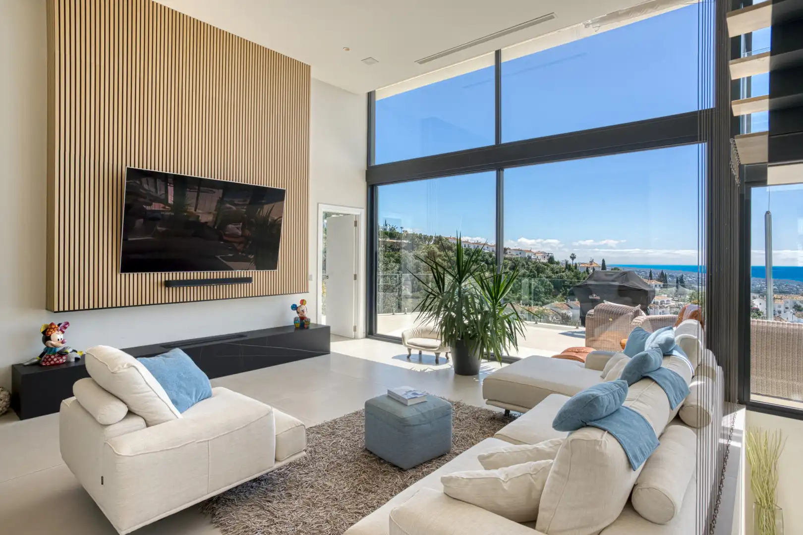 Casa amb terrassa en venda a Río Real - Los Monteros, imagen 5