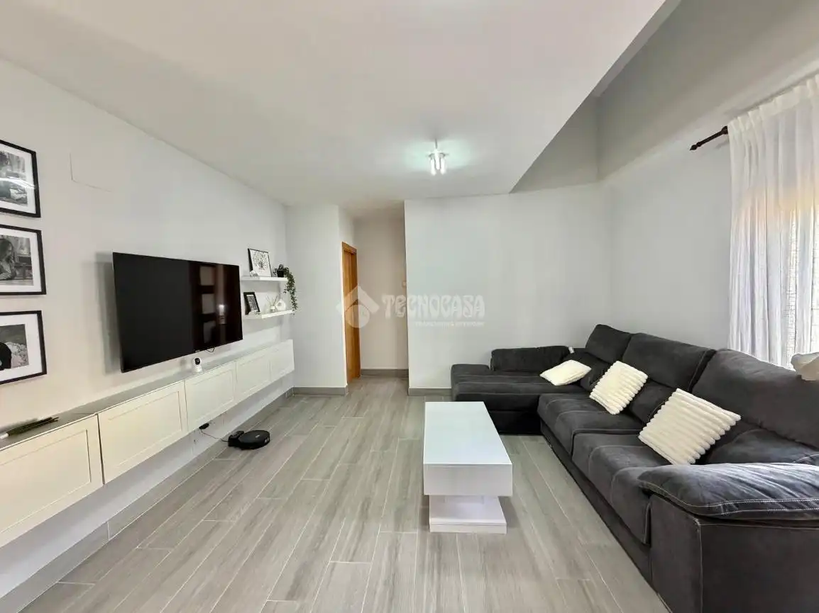 Sala de estar de Piso en venta en Torrejón de Velasco con Aire acondicionado y Calefacción