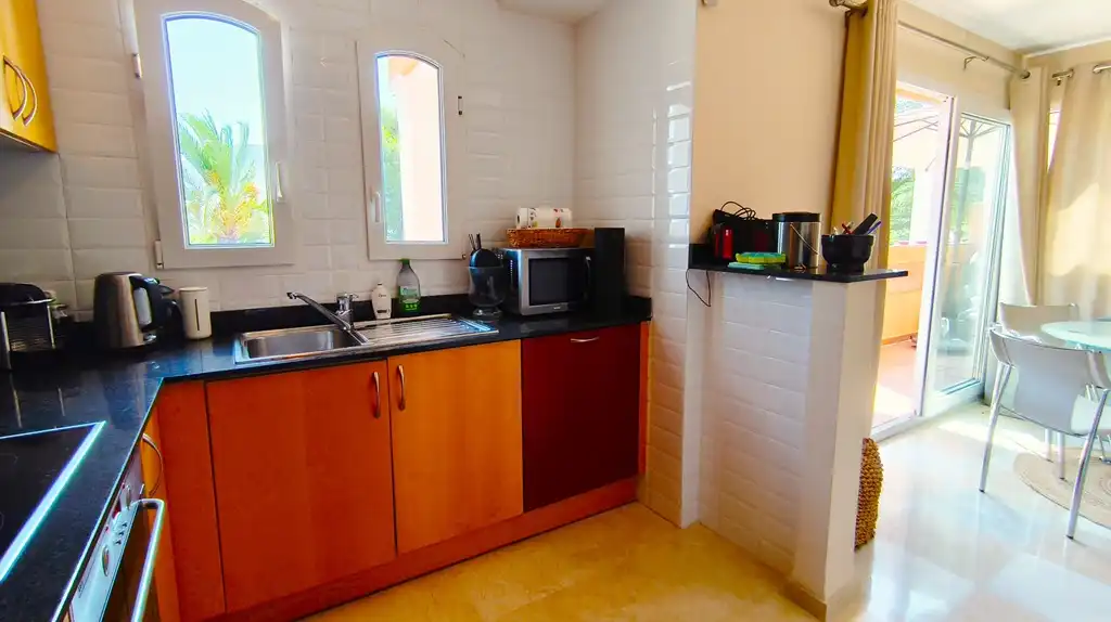 Cocina de Apartamento en venta en Dénia con Aire acondicionado, Terraza y Trastero