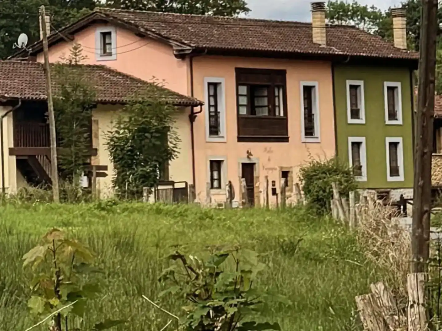 Vista exterior de Piso en venta en Nava con Jardín privado y Amueblado