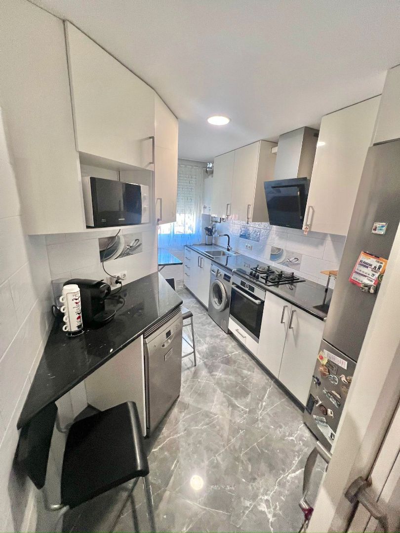 Cuina de Pis en venda en  Madrid Capital amb Aire condicionat, Calefacció i Terrassa