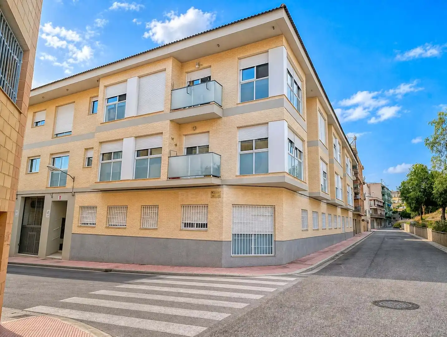 Exterior view of Flat for sale in Petrer  with Air Conditioner and Heating