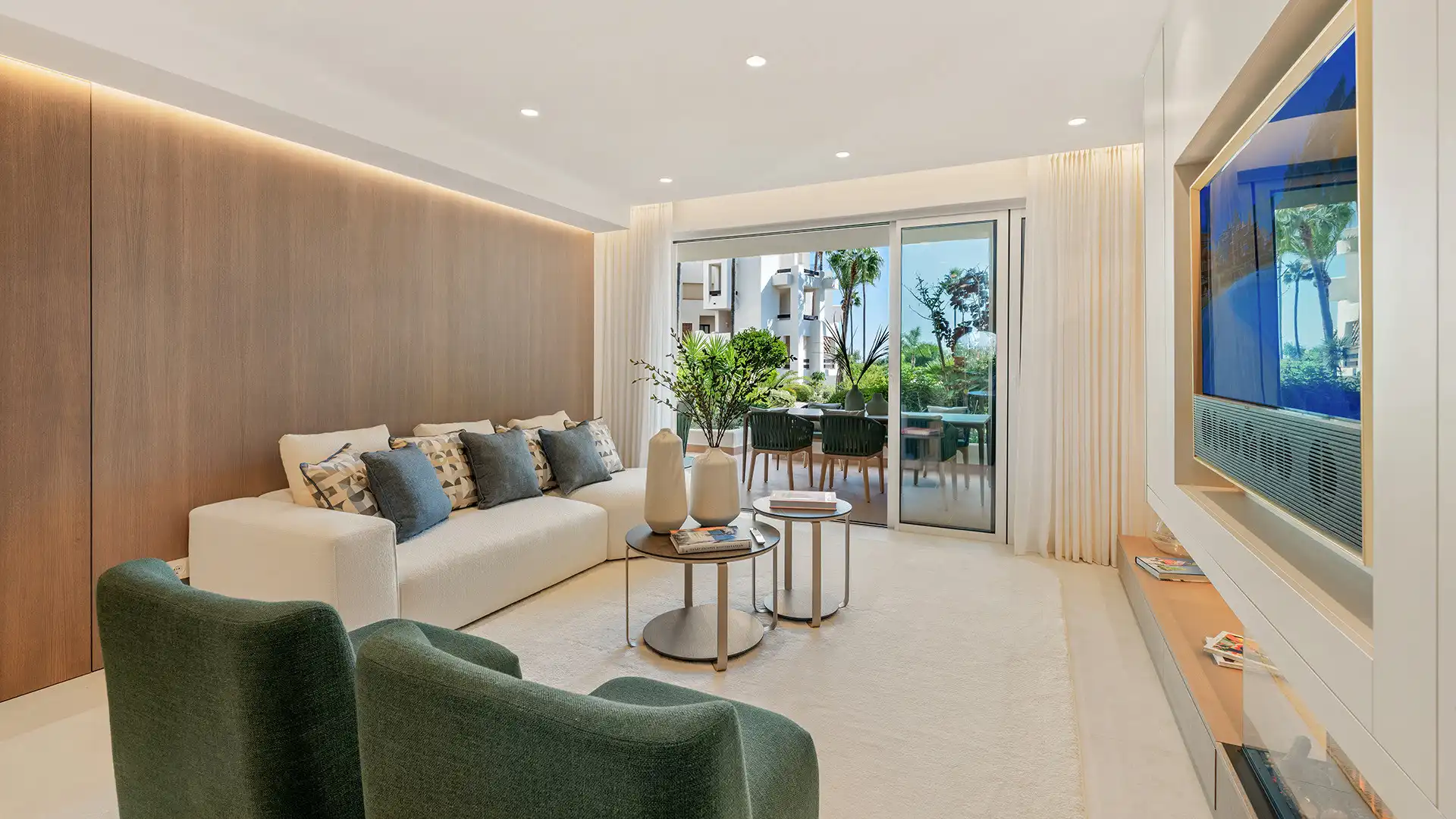 Sala de estar de Planta baja en venta en Estepona con Aire acondicionado, Terraza y Trastero