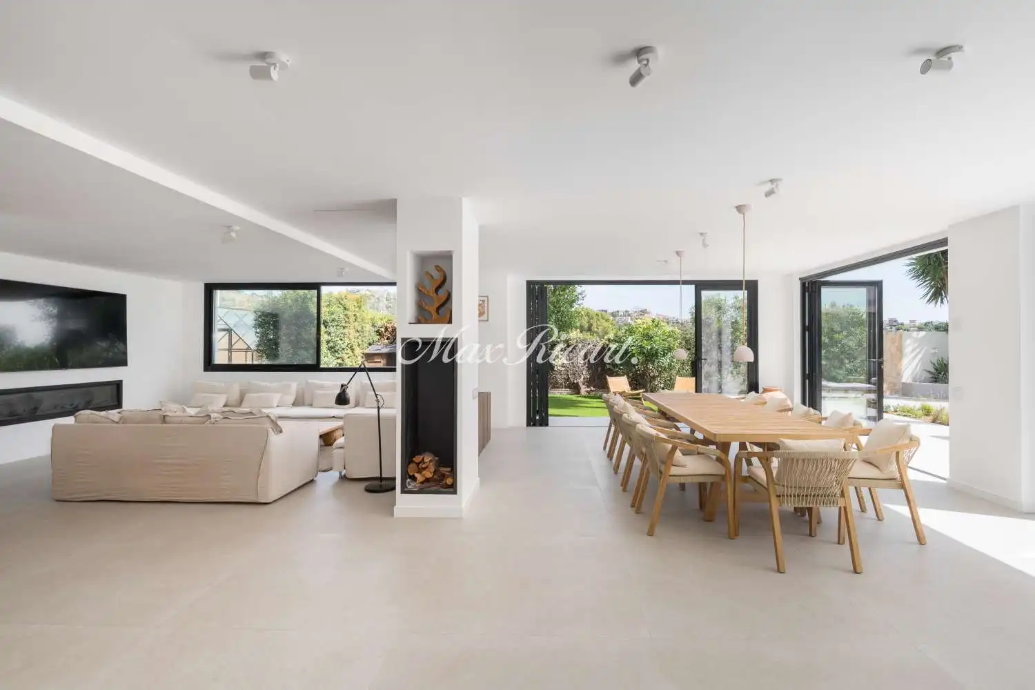 Living room of Houses for rent in Sant Just Desvern  with Air Conditioner, Heating and Terrace