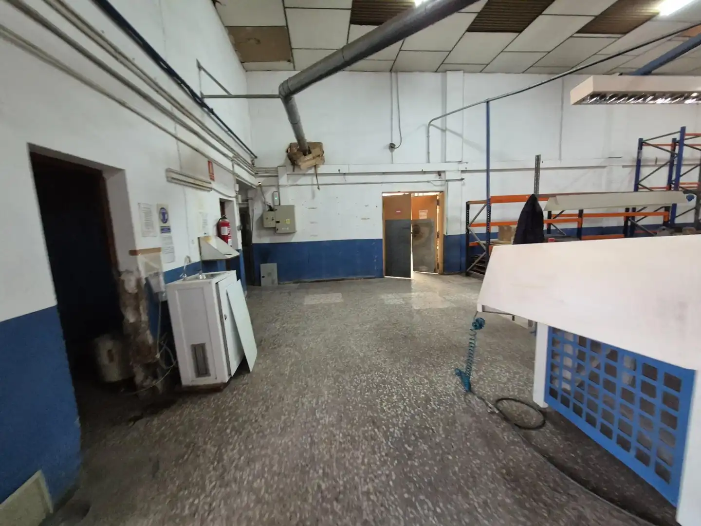 Nave industrial en venta en Elda