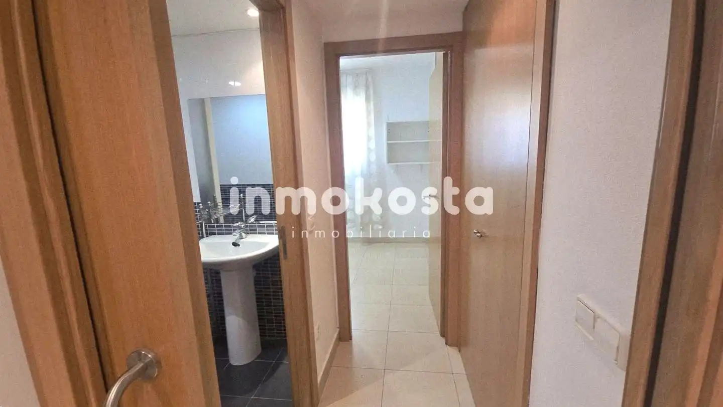 Piso en venta en Benidorm con Aire acondicionado, Terraza y Trastero
