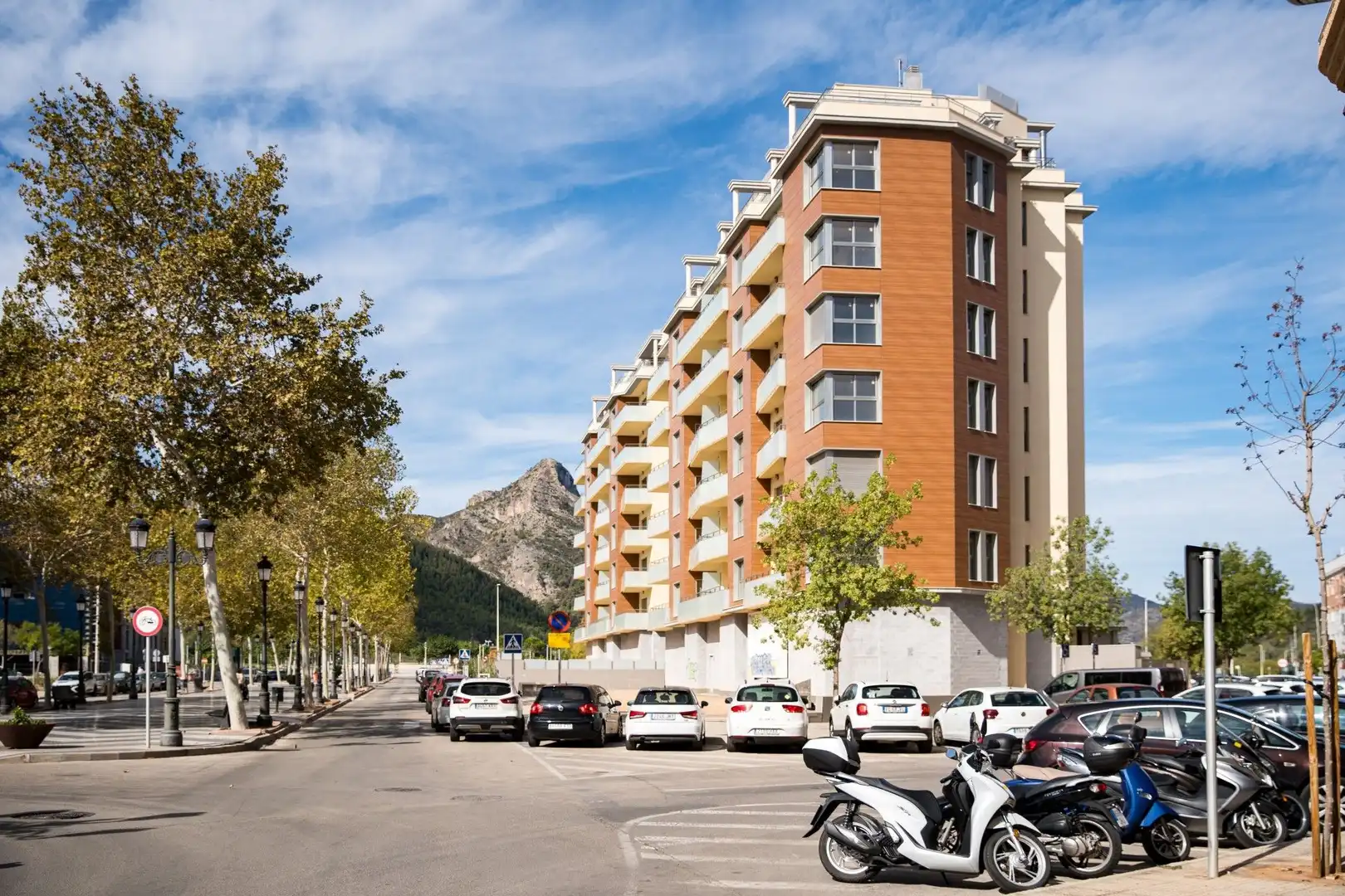 Exterior view of Flat for sale in Gandia  with Air Conditioner and Community pool