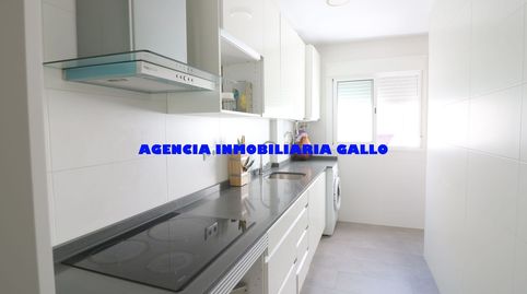 Foto 4 de Piso de alquiler en La Plata, Sevilla Capital