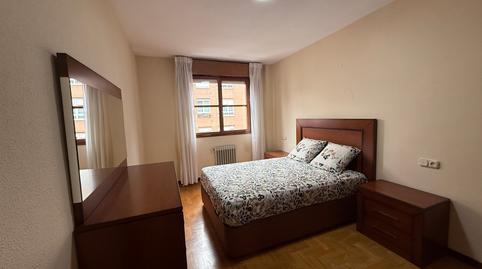 Foto 4 de Pis de lloguer a Calle Pablo Picasso, Pumarín, Gijón