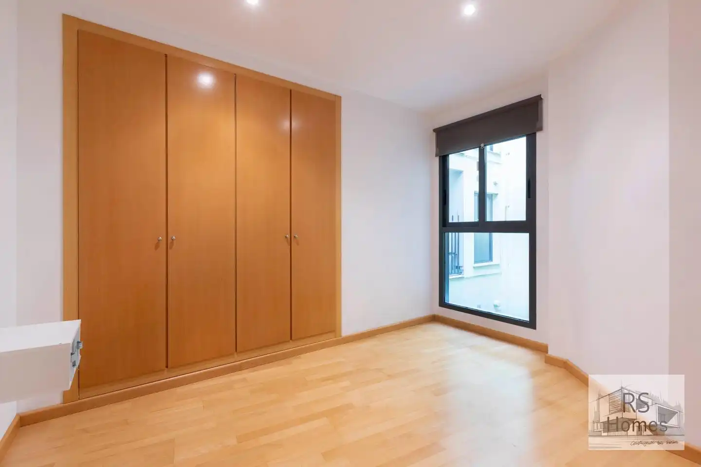 Habitación de Piso en venta en Benaguasil con Aire acondicionado, Terraza y Balcón