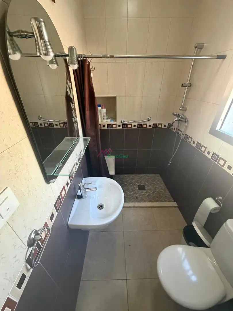 Bany de Planta baixa en venda en Ubrique