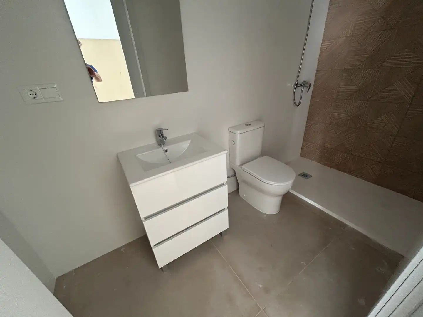 Bathroom of Commercial properties for sale in Vélez-Málaga  with Air Conditioner and Heating